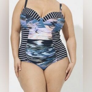 Torrid Slim Fix One Piece Swimsuit Size 3